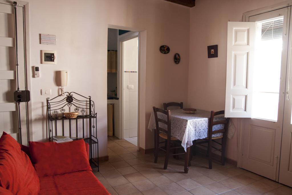 4Roomsrelax Κατάνια Δωμάτιο φωτογραφία